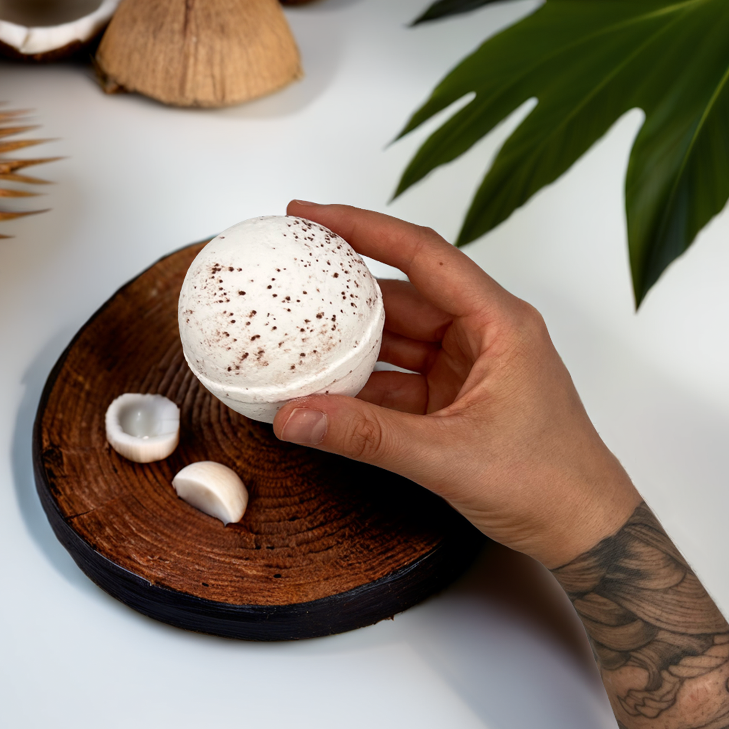 Coconut: Natural Bath Bomb to Nourish and Soften Skin with Tropical Hydration