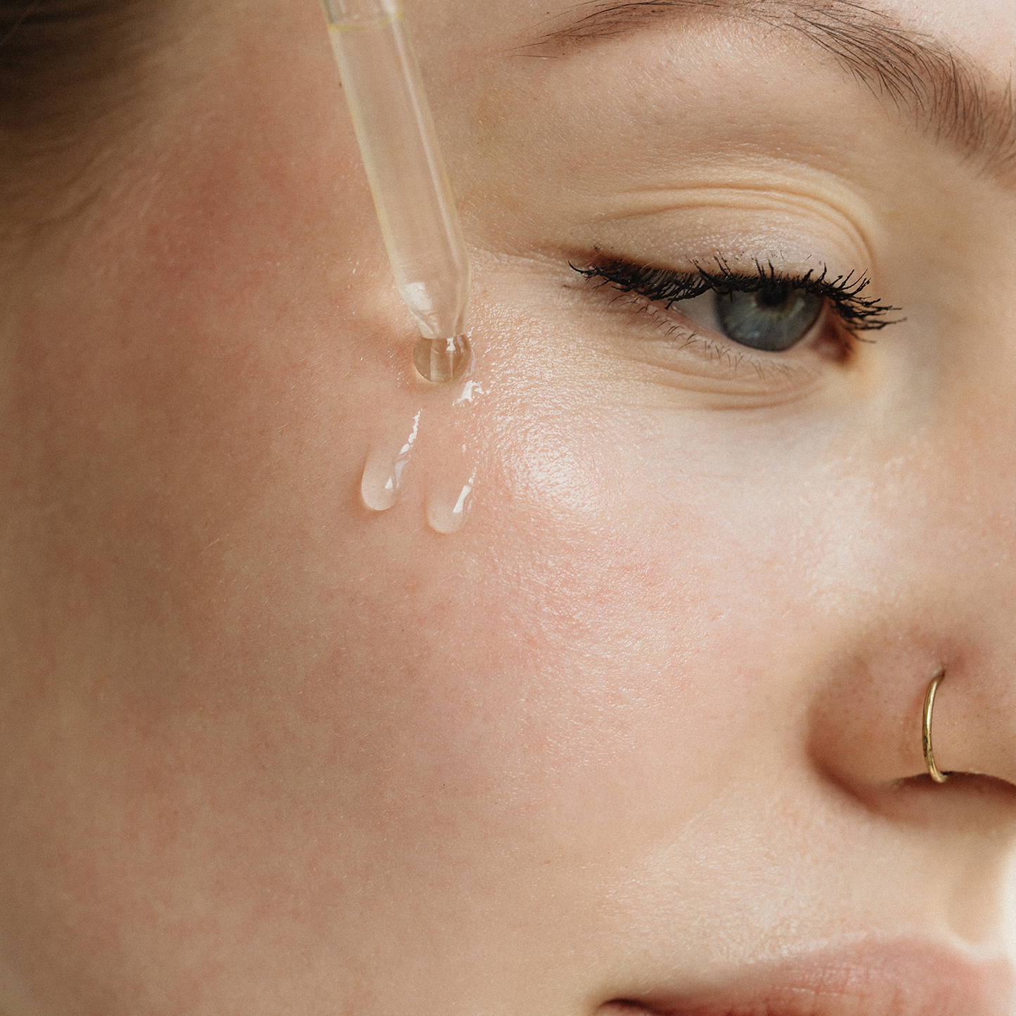 Lift + Restore: Matrixyl 3000™ Anti-Aging Face Serum Solution